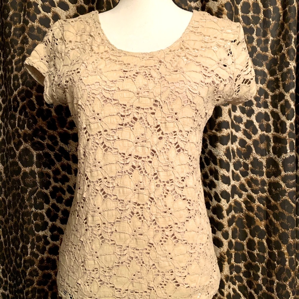 Peck & Peck Short Sleeve Lace Overlay Top